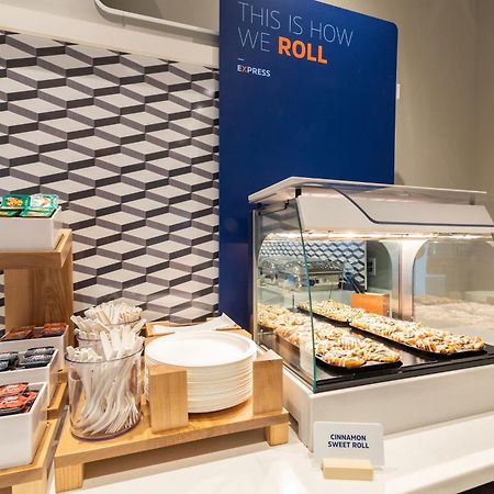 Holiday Inn Express - Times Square South By Ihg New York Ngoại thất bức ảnh
